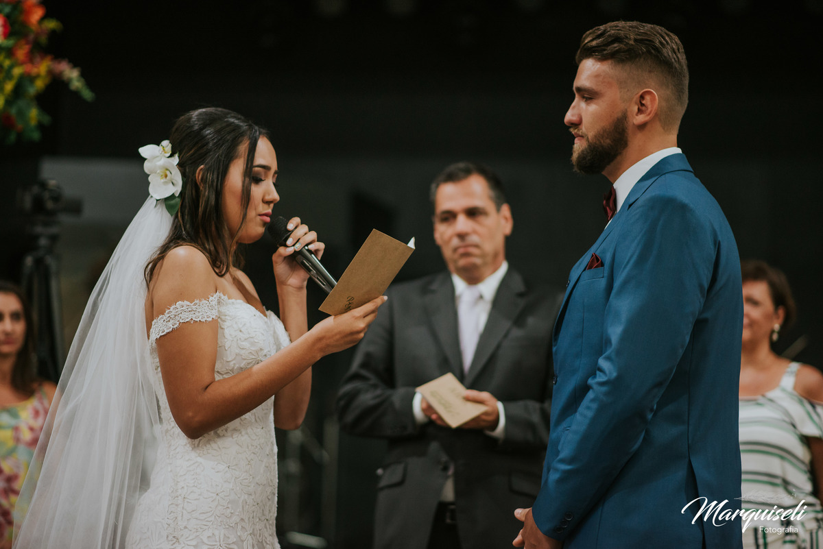 #londrina #londrinafotografo #fotografoemlondrina #fotografaemlondrina #fotografolondrina #casandoemlondrina #londrinacasamentos #eventoslondrina #noivalondrina #casamentosnacidadelondrina #presidenteprudente #casamentospresidenteprudente 
#noivaspresiden