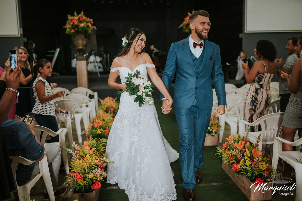 #londrina #londrinafotografo #fotografoemlondrina #fotografaemlondrina #fotografolondrina #casandoemlondrina #londrinacasamentos #eventoslondrina #noivalondrina #casamentosnacidadelondrina #presidenteprudente #casamentospresidenteprudente 
#noivaspresiden