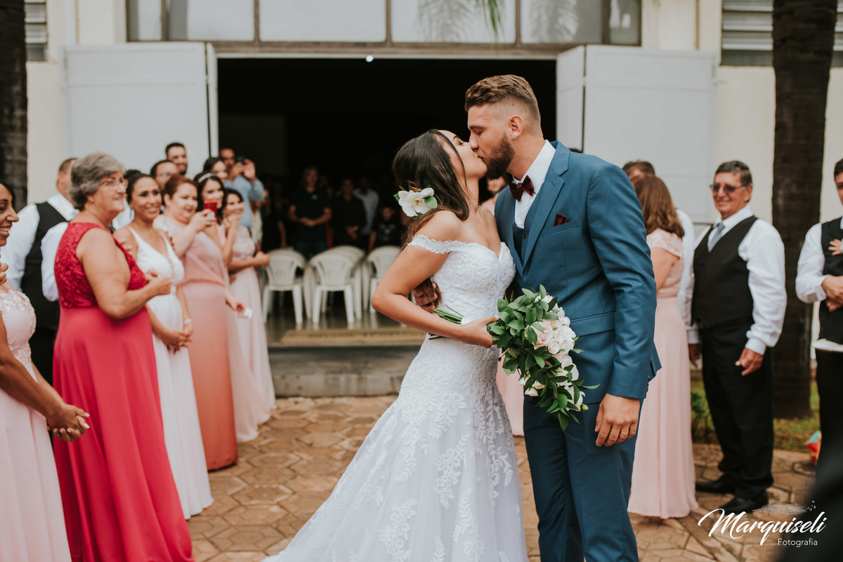 #londrina #londrinafotografo #fotografoemlondrina #fotografaemlondrina #fotografolondrina #casandoemlondrina #londrinacasamentos #eventoslondrina #noivalondrina #casamentosnacidadelondrina #presidenteprudente #casamentospresidenteprudente 
#noivaspresiden