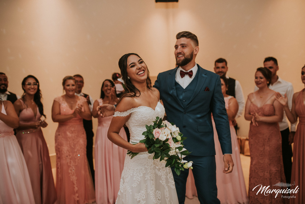 #londrina #londrinafotografo #fotografoemlondrina #fotografaemlondrina #fotografolondrina #casandoemlondrina #londrinacasamentos #eventoslondrina #noivalondrina #casamentosnacidadelondrina #presidenteprudente #casamentospresidenteprudente 
#noivaspresiden