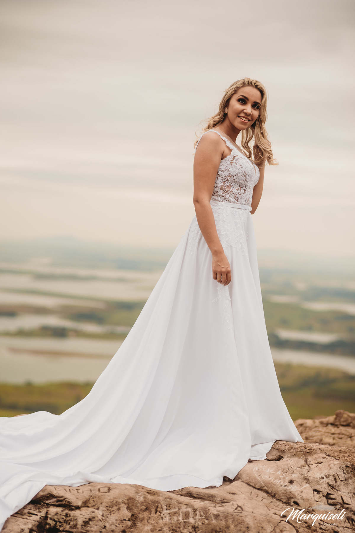 #londrina #londrinafotografo #fotografoemlondrina #fotografaemlondrina #fotografolondrina #casandoemlondrina #londrinacasamentos #eventoslondrina #noivalondrina #casamentosnacidadelondrina