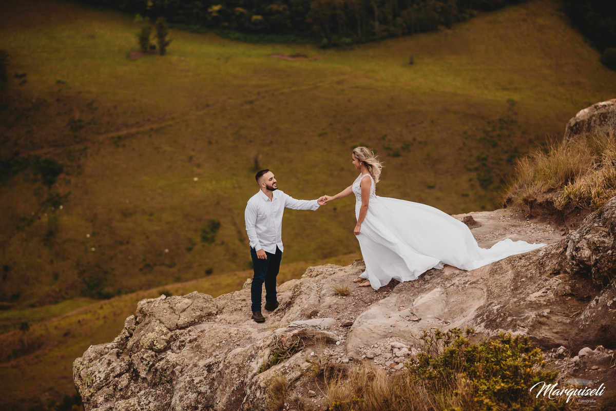 #londrina #londrinafotografo #fotografoemlondrina #fotografaemlondrina #fotografolondrina #casandoemlondrina #londrinacasamentos #eventoslondrina #noivalondrina #casamentosnacidadelondrina