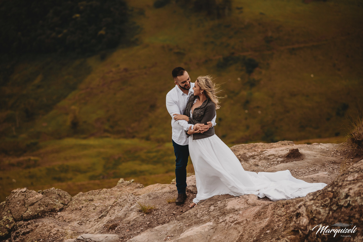 #londrina #londrinafotografo #fotografoemlondrina #fotografaemlondrina #fotografolondrina #casandoemlondrina #londrinacasamentos #eventoslondrina #noivalondrina #casamentosnacidadelondrina