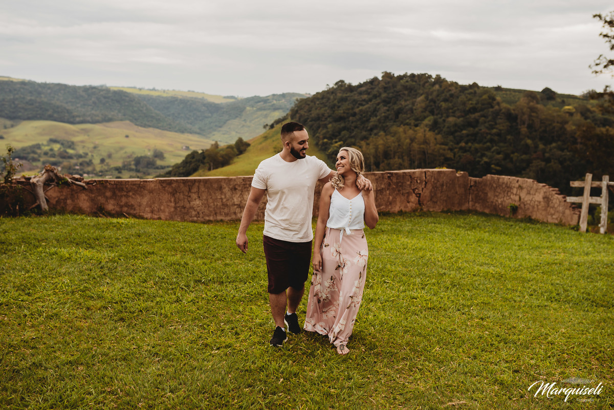 #londrina #londrinafotografo #fotografoemlondrina #fotografaemlondrina #fotografolondrina #casandoemlondrina #londrinacasamentos #eventoslondrina #noivalondrina #casamentosnacidadelondrina