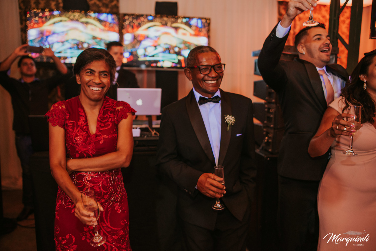 #londrina #londrinafotografo#fotografoemlondrina#fotografaemlondrina#fotografolondrina#casandoemlondrina#londrinacasamentos#eventoslondrina#noivalondrina#casamentosnacidadelondrina#presidenteprudente