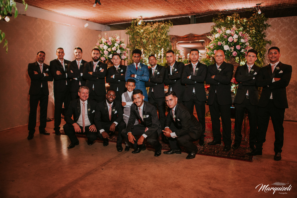 #londrina #londrinafotografo#fotografoemlondrina#fotografaemlondrina#fotografolondrina#casandoemlondrina#londrinacasamentos#eventoslondrina#noivalondrina#casamentosnacidadelondrina#presidenteprudente