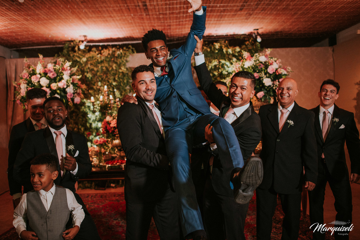 #londrina #londrinafotografo#fotografoemlondrina#fotografaemlondrina#fotografolondrina#casandoemlondrina#londrinacasamentos#eventoslondrina#noivalondrina#casamentosnacidadelondrina#presidenteprudente