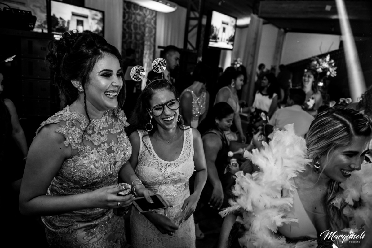 #londrina #londrinafotografo#fotografoemlondrina#fotografaemlondrina#fotografolondrina#casandoemlondrina#londrinacasamentos#eventoslondrina#noivalondrina#casamentosnacidadelondrina#presidenteprudente