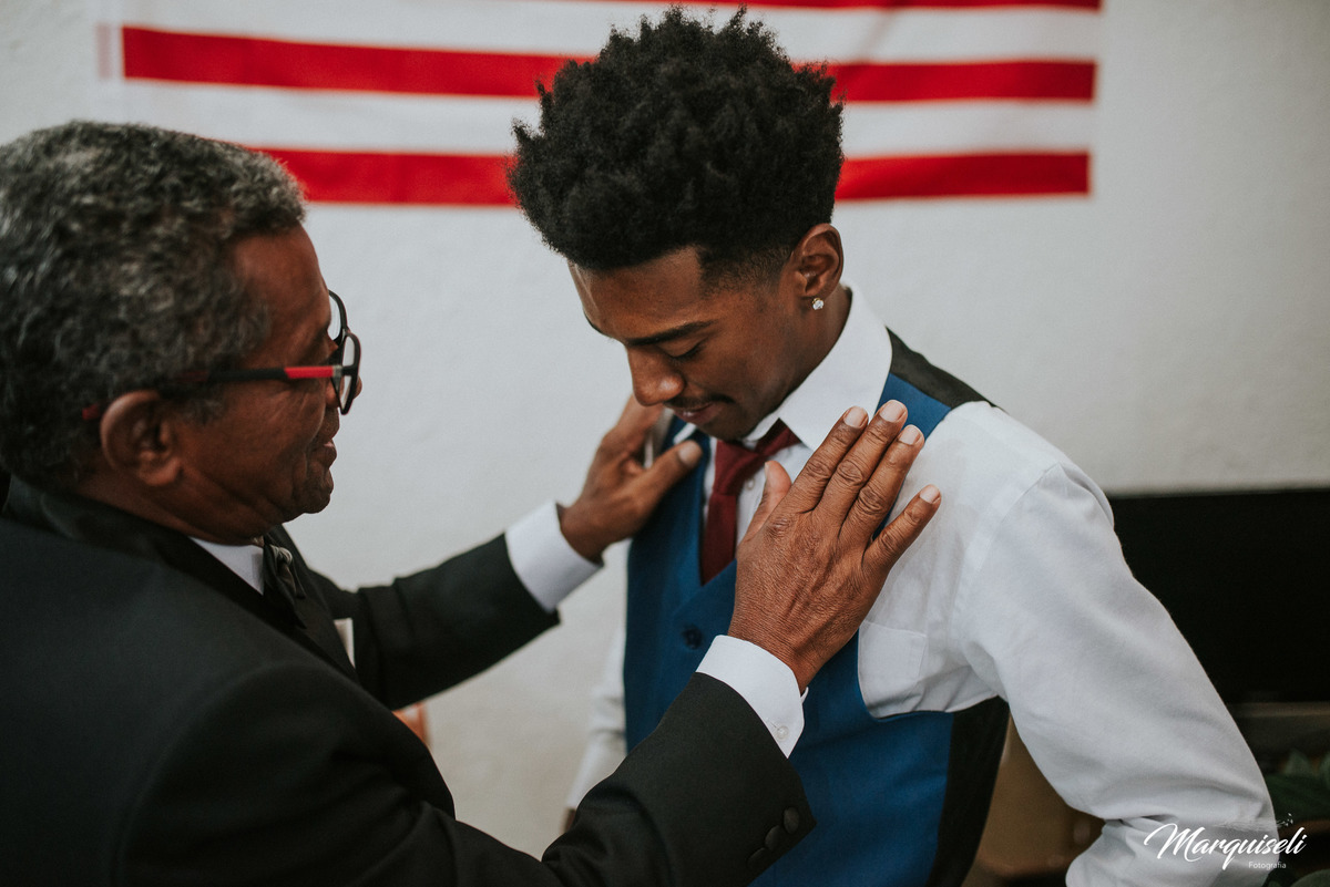 #londrina #londrinafotografo#fotografoemlondrina#fotografaemlondrina#fotografolondrina#casandoemlondrina#londrinacasamentos#eventoslondrina#noivalondrina#casamentosnacidadelondrina#presidenteprudente