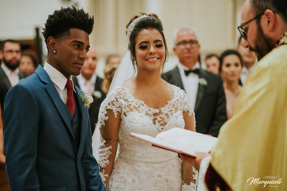 #londrina #londrinafotografo#fotografoemlondrina#fotografaemlondrina#fotografolondrina#casandoemlondrina#londrinacasamentos#eventoslondrina#noivalondrina#casamentosnacidadelondrina#presidenteprudente