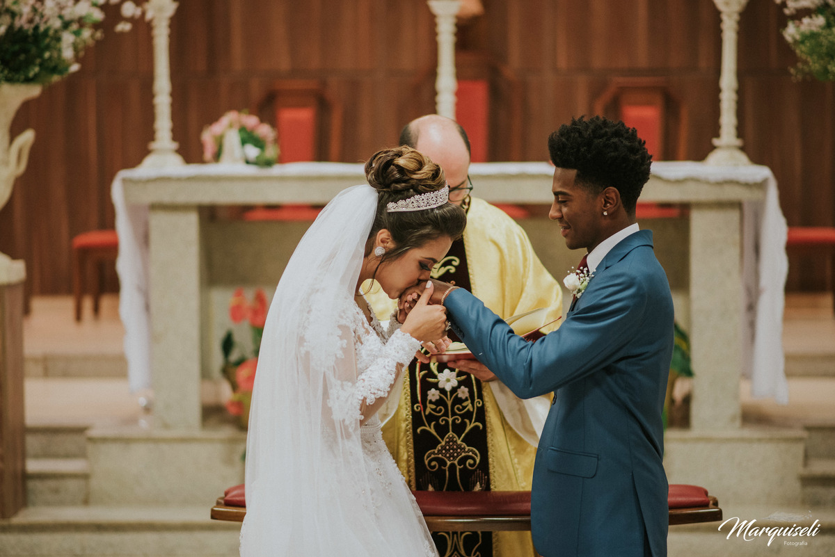 #londrina #londrinafotografo#fotografoemlondrina#fotografaemlondrina#fotografolondrina#casandoemlondrina#londrinacasamentos#eventoslondrina#noivalondrina#casamentosnacidadelondrina#presidenteprudente