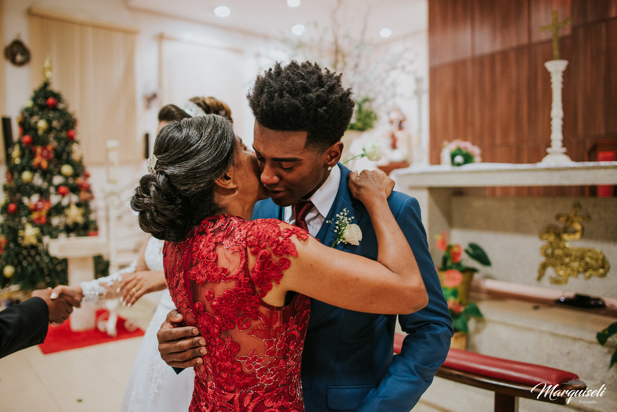 #londrina #londrinafotografo#fotografoemlondrina#fotografaemlondrina#fotografolondrina#casandoemlondrina#londrinacasamentos#eventoslondrina#noivalondrina#casamentosnacidadelondrina#presidenteprudente