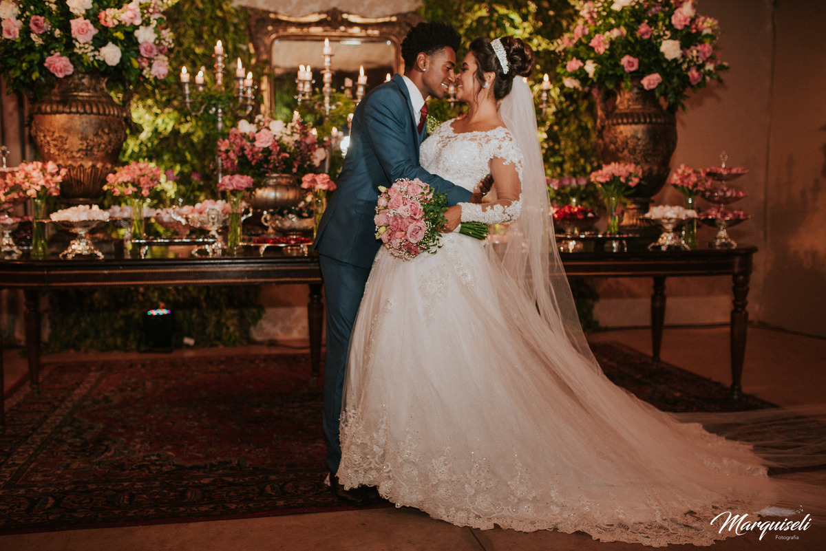 #londrina #londrinafotografo#fotografoemlondrina#fotografaemlondrina#fotografolondrina#casandoemlondrina#londrinacasamentos#eventoslondrina#noivalondrina#casamentosnacidadelondrina#presidenteprudente