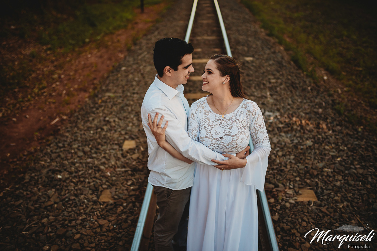 #londrina#londrinafotografo#fotografoemlondrina #fotografaemlondrina #fotografolondrina #casandoemlondrina#londrinacasamentos#eventoslondrina #noivalondrina #casamentosnacidadelondrina 