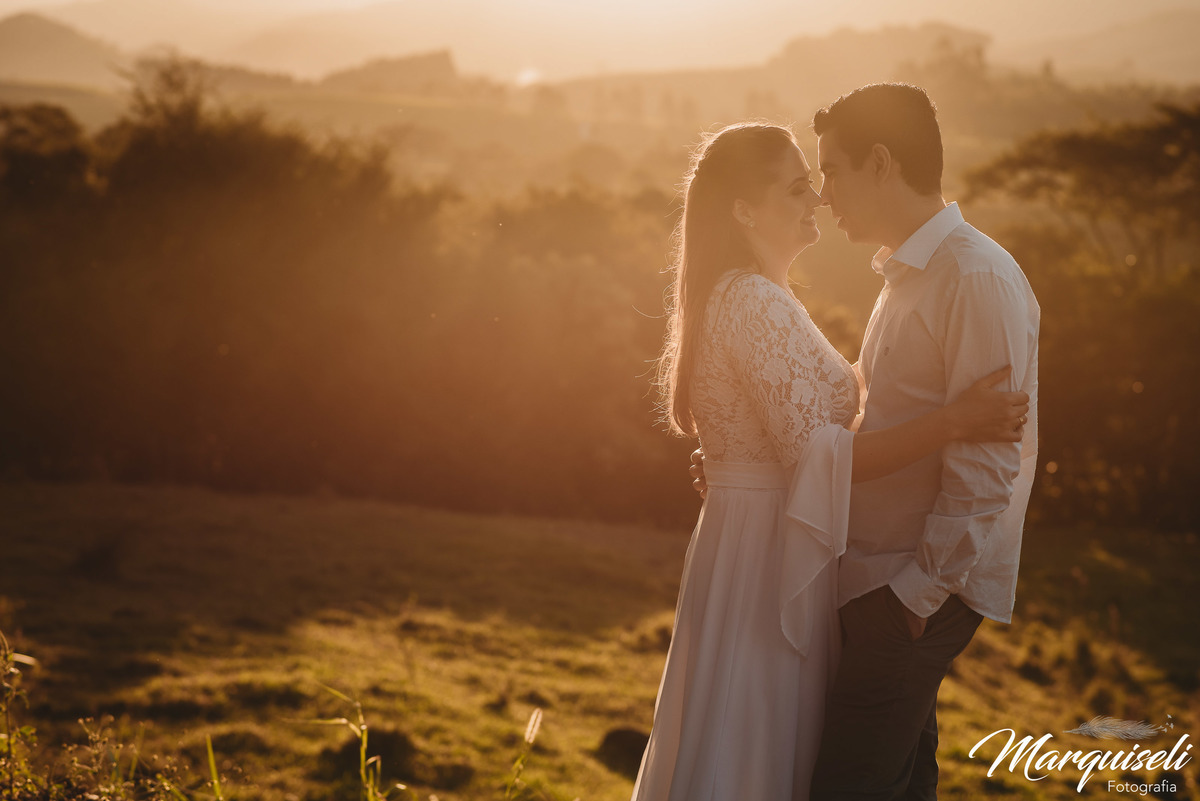 #londrina#londrinafotografo#fotografoemlondrina #fotografaemlondrina #fotografolondrina #casandoemlondrina#londrinacasamentos#eventoslondrina #noivalondrina #casamentosnacidadelondrina 