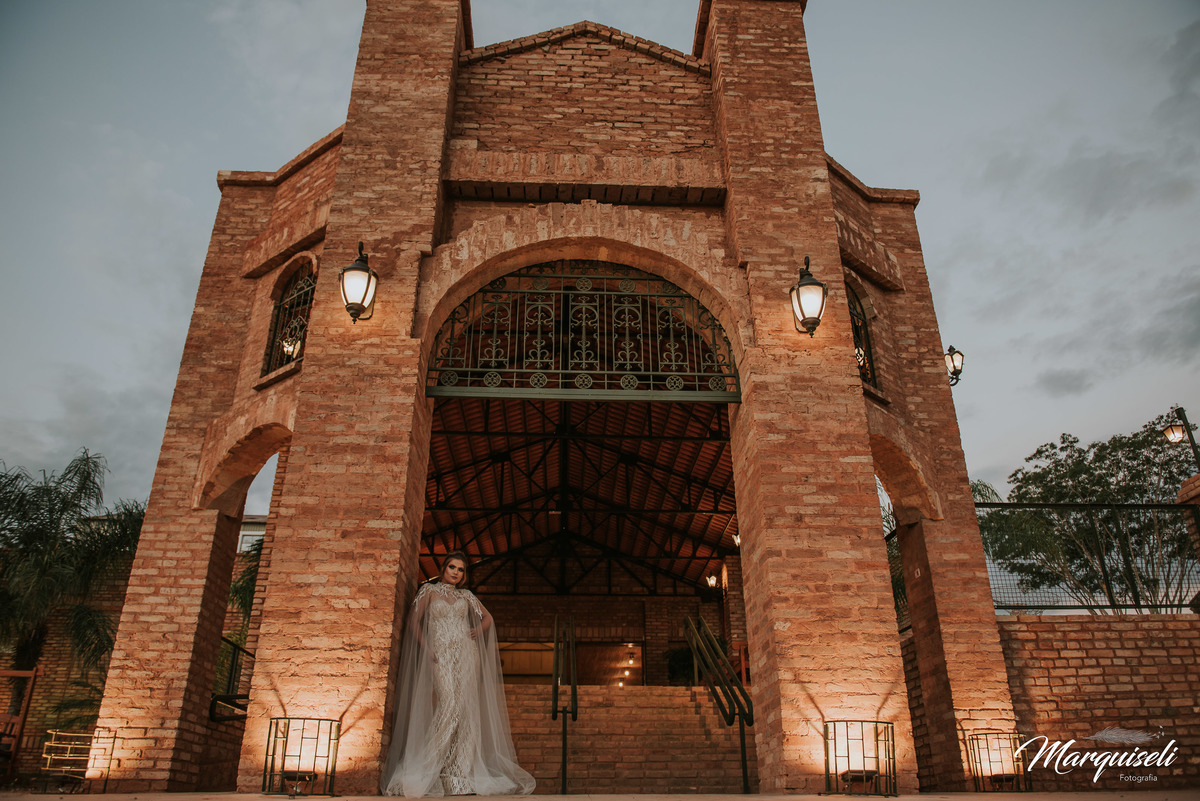 #londrina#londrinafotografo#fotografoemlondrina#fotografaemlondrina#fotografolondrina#casandoemlondrina#londrinacasamentos#eventoslondrina#noivalondrina#casamentosnacidadelondrina