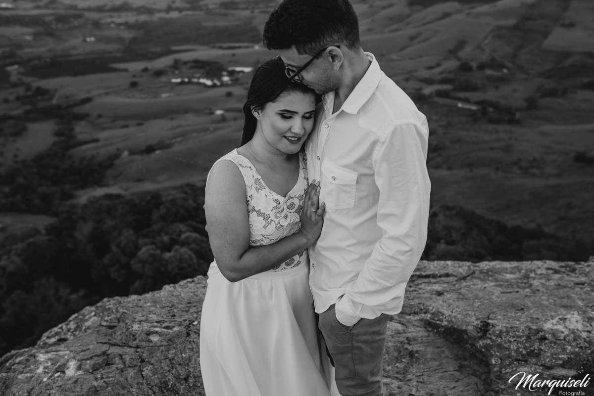 #londrina #londrinafotografo #fotografoemlondrina #fotografaemlondrina #fotografolondrina #casandoemlondrina #londrinacasamentos #eventoslondrina #noivalondrina #casamentosnacidadelondrina