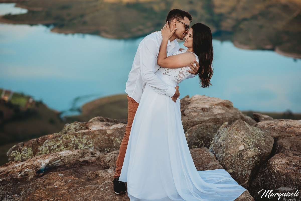 #londrina #londrinafotografo #fotografoemlondrina #fotografaemlondrina #fotografolondrina #casandoemlondrina #londrinacasamentos #eventoslondrina #noivalondrina #casamentosnacidadelondrina