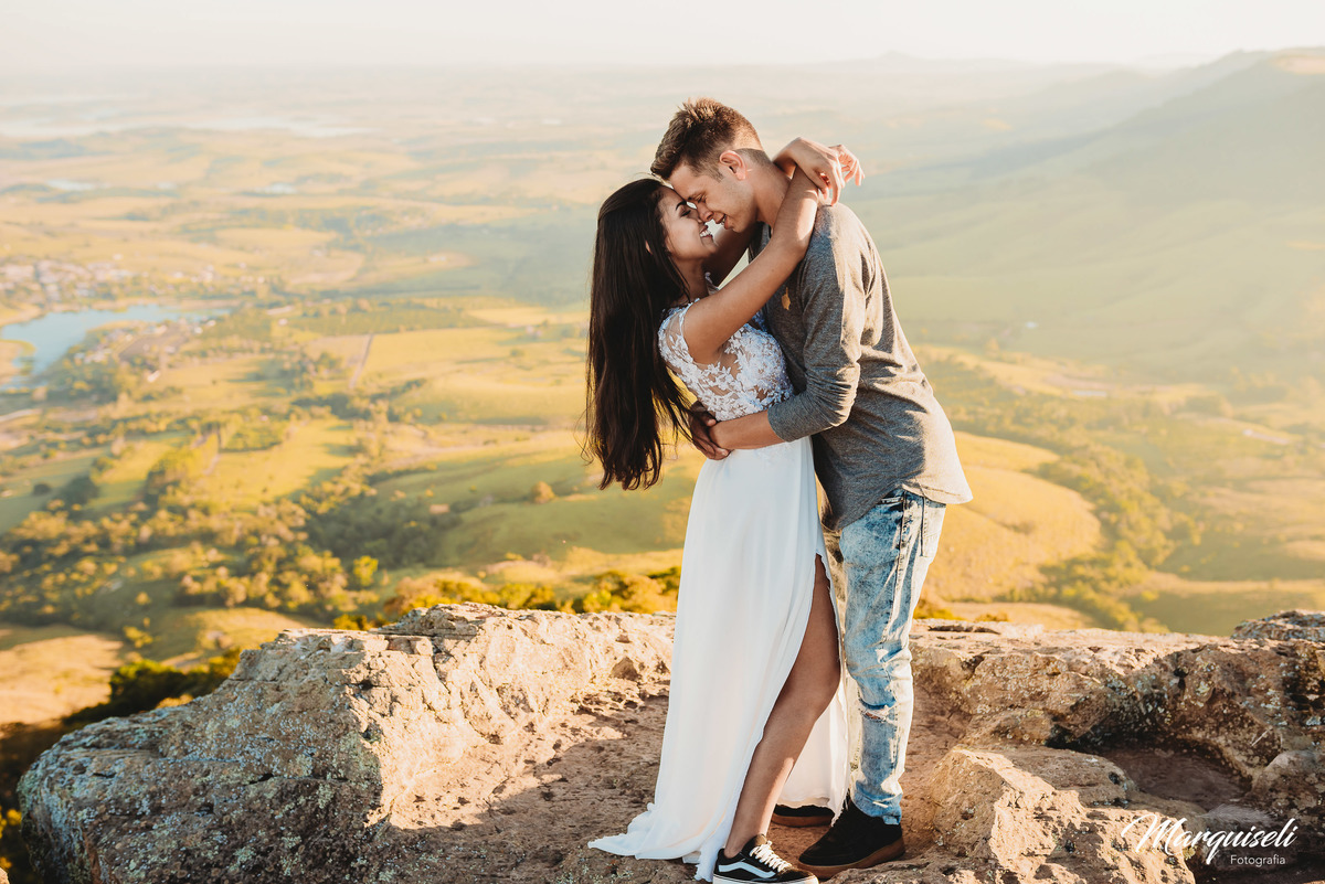 #londrina#londrinafotografo#fotografoemlondrina#fotografaemlondrina#fotografolondrina#casandoemlondrina#londrinacasamentos#eventoslondrina#noivalondrina#casamentosnacidadelondrina