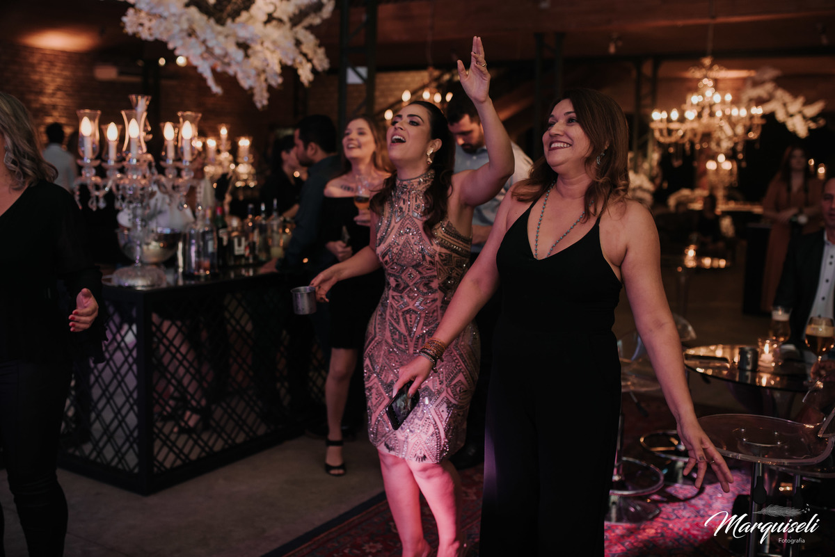 #londrina #londrinafotografo #fotografoemlondrina #fotografaemlondrina #fotografolondrina #casandoemlondrina #londrinacasamentos #eventoslondrina #noivalondrina #casamentosnacidadelondrina #presidenteprudente #casamentospresidenteprudente