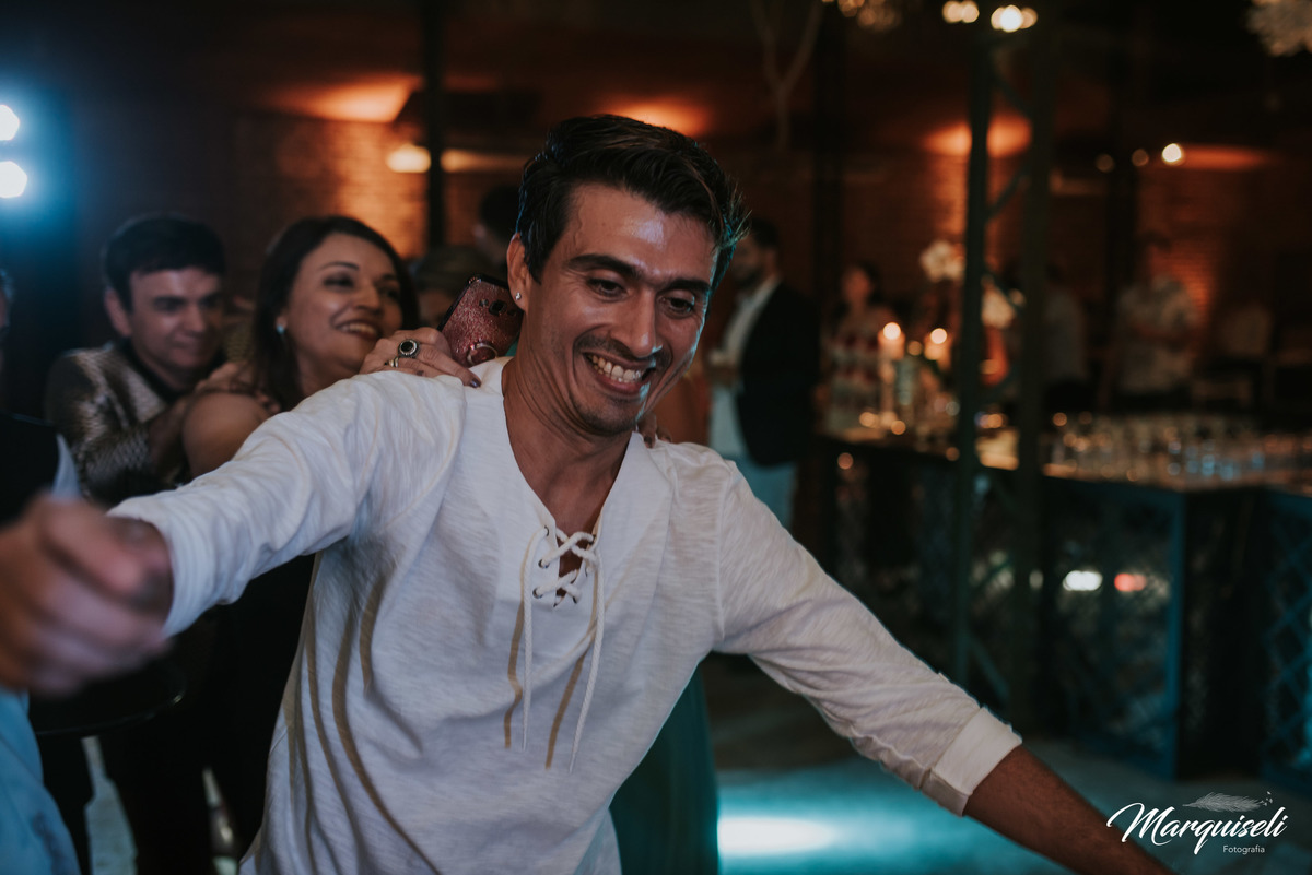 #londrina #londrinafotografo #fotografoemlondrina #fotografaemlondrina #fotografolondrina #casandoemlondrina #londrinacasamentos #eventoslondrina #noivalondrina #casamentosnacidadelondrina #presidenteprudente #casamentospresidenteprudente