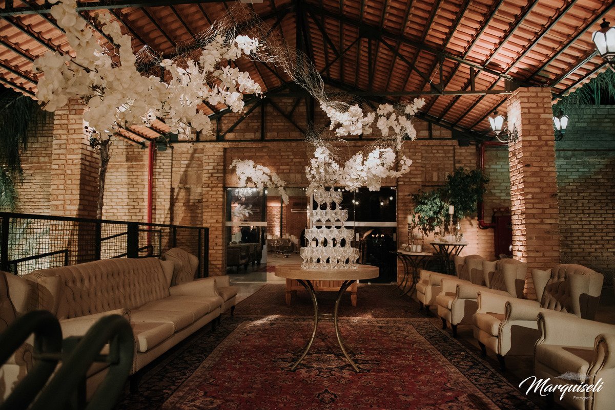 #londrina #londrinafotografo #fotografoemlondrina #fotografaemlondrina #fotografolondrina #casandoemlondrina #londrinacasamentos #eventoslondrina #noivalondrina #casamentosnacidadelondrina #presidenteprudente #casamentospresidenteprudente