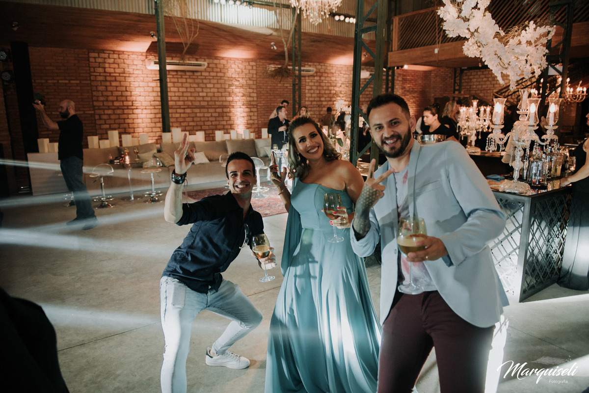 #londrina #londrinafotografo #fotografoemlondrina #fotografaemlondrina #fotografolondrina #casandoemlondrina #londrinacasamentos #eventoslondrina #noivalondrina #casamentosnacidadelondrina #presidenteprudente #casamentospresidenteprudente