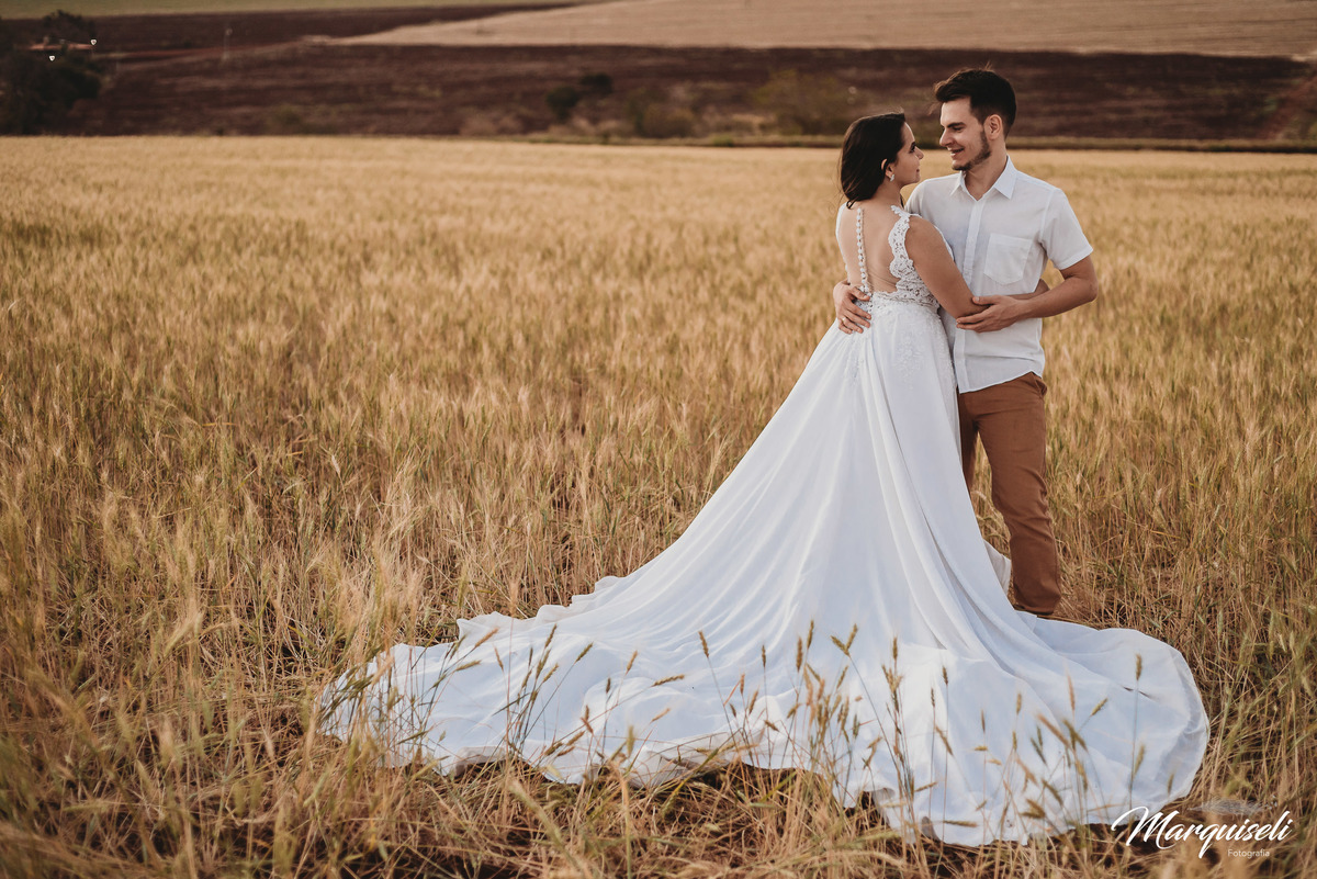 #londrina#londrinafotografo#fotografoemlondrina#fotografaemlondrina#fotografolondrina#casandoemlondrina#londrinacasamentos#eventoslondrina#noivalondrina#casamentosnacidadelondrina#presidenteprudente#casamentospresidenteprudente