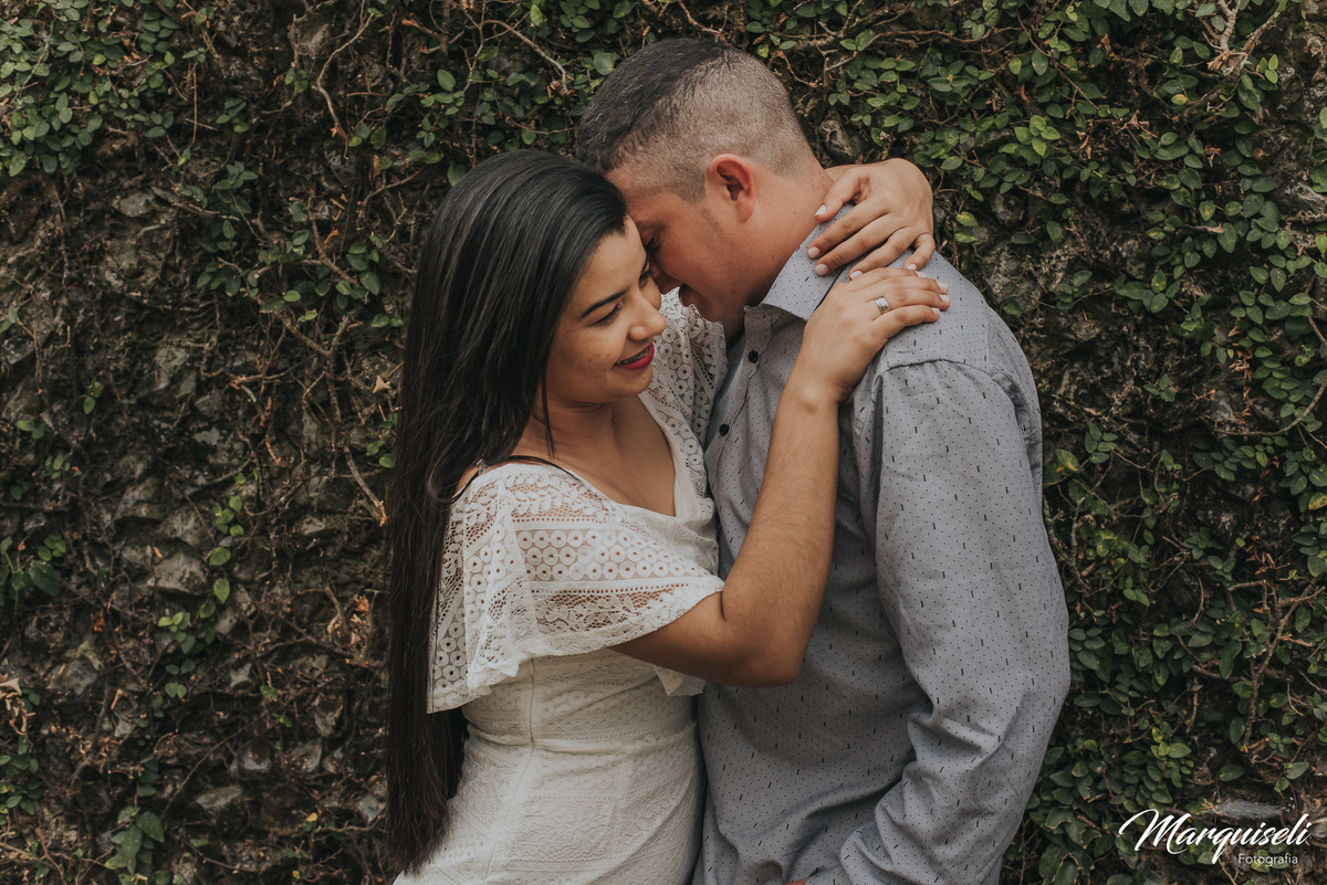 #londrina#londrinafotografo#fotografoemlondrina#fotografaemlondrina#fotografolondrina#casandoemlondrina#londrinacasamentos#eventoslondrina#noivalondrina#casamentosnacidadelondrina#presidenteprudente#casamentospresidenteprudente