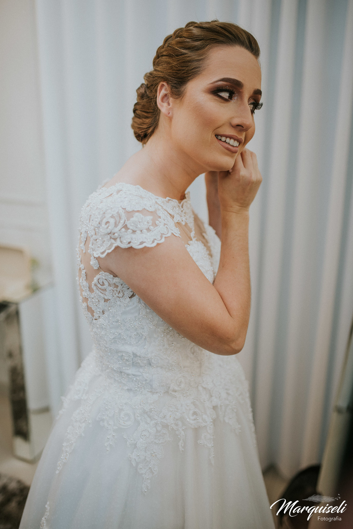 Segue nosso instagram.com/marquiselifotografia

@marquiselifotografia

Marquiseli Fotografia

www.marquiselifotografia.com.br nosso site

#londrina #londrinafotografo #fotografoemlondrina #fotografaemlondrina #fotografolondrina #casandoemlondrina 