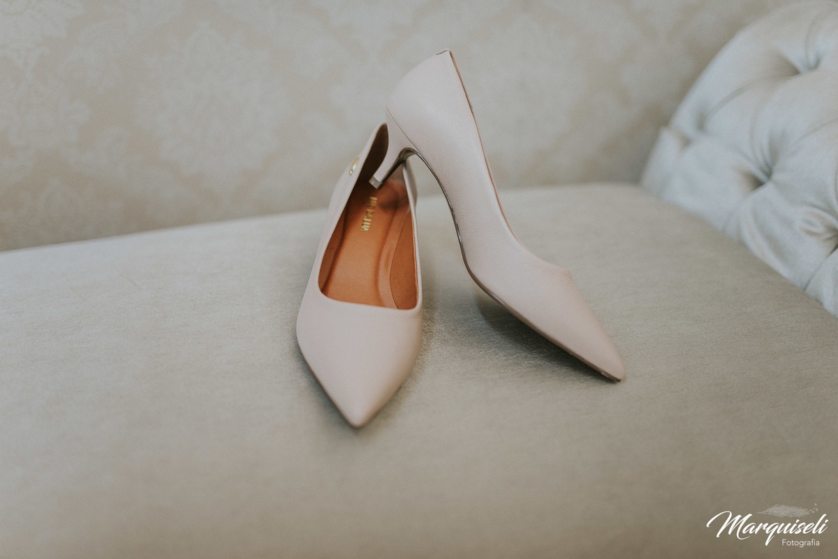 Segue nosso instagram.com/marquiselifotografia

@marquiselifotografia

Marquiseli Fotografia

www.marquiselifotografia.com.br nosso site

#londrina #londrinafotografo #fotografoemlondrina #fotografaemlondrina #fotografolondrina #casandoemlondrina 