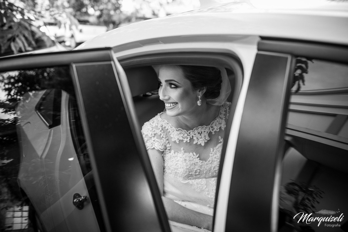 Segue nosso instagram.com/marquiselifotografia

@marquiselifotografia

Marquiseli Fotografia

www.marquiselifotografia.com.br nosso site

#londrina #londrinafotografo #fotografoemlondrina #fotografaemlondrina #fotografolondrina #casandoemlondrina 