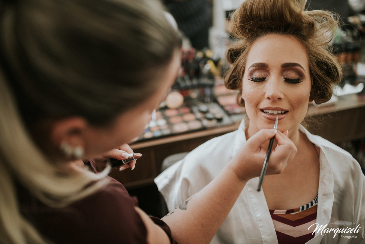 Segue nosso instagram.com/marquiselifotografia

@marquiselifotografia

Marquiseli Fotografia

www.marquiselifotografia.com.br nosso site

#londrina #londrinafotografo #fotografoemlondrina #fotografaemlondrina #fotografolondrina #casandoemlondrina 