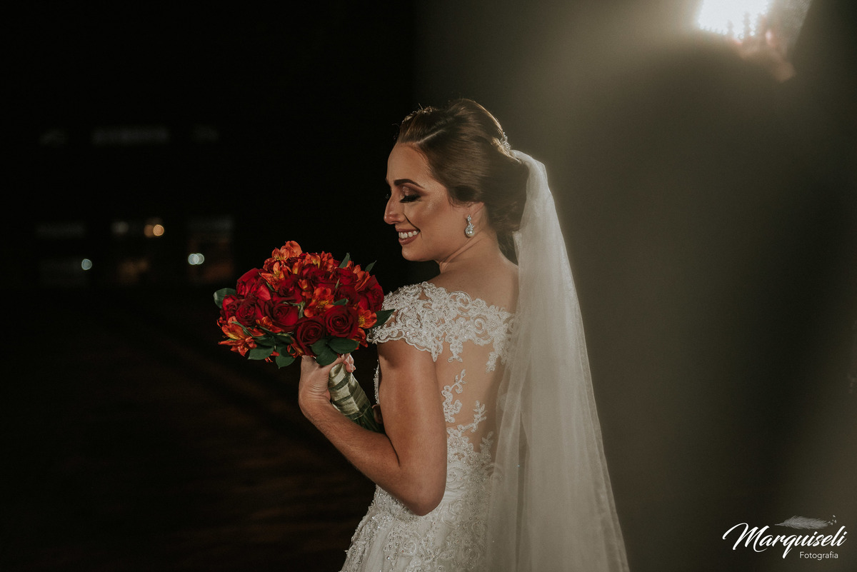 Segue nosso instagram.com/marquiselifotografia

@marquiselifotografia

Marquiseli Fotografia

www.marquiselifotografia.com.br nosso site

#londrina #londrinafotografo #fotografoemlondrina #fotografaemlondrina #fotografolondrina #casandoemlondrina 