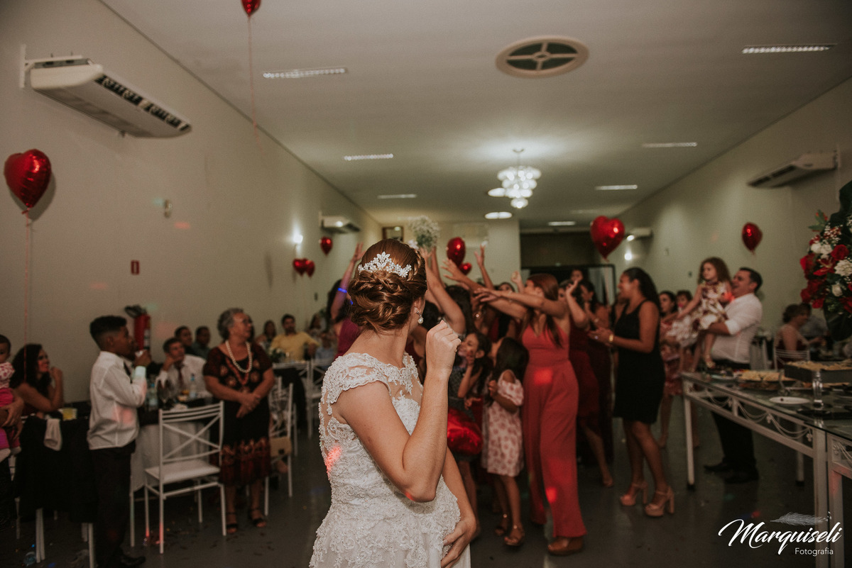 Segue nosso instagram.com/marquiselifotografia

@marquiselifotografia

Marquiseli Fotografia

www.marquiselifotografia.com.br nosso site

#londrina #londrinafotografo #fotografoemlondrina #fotografaemlondrina #fotografolondrina #casandoemlondrina 