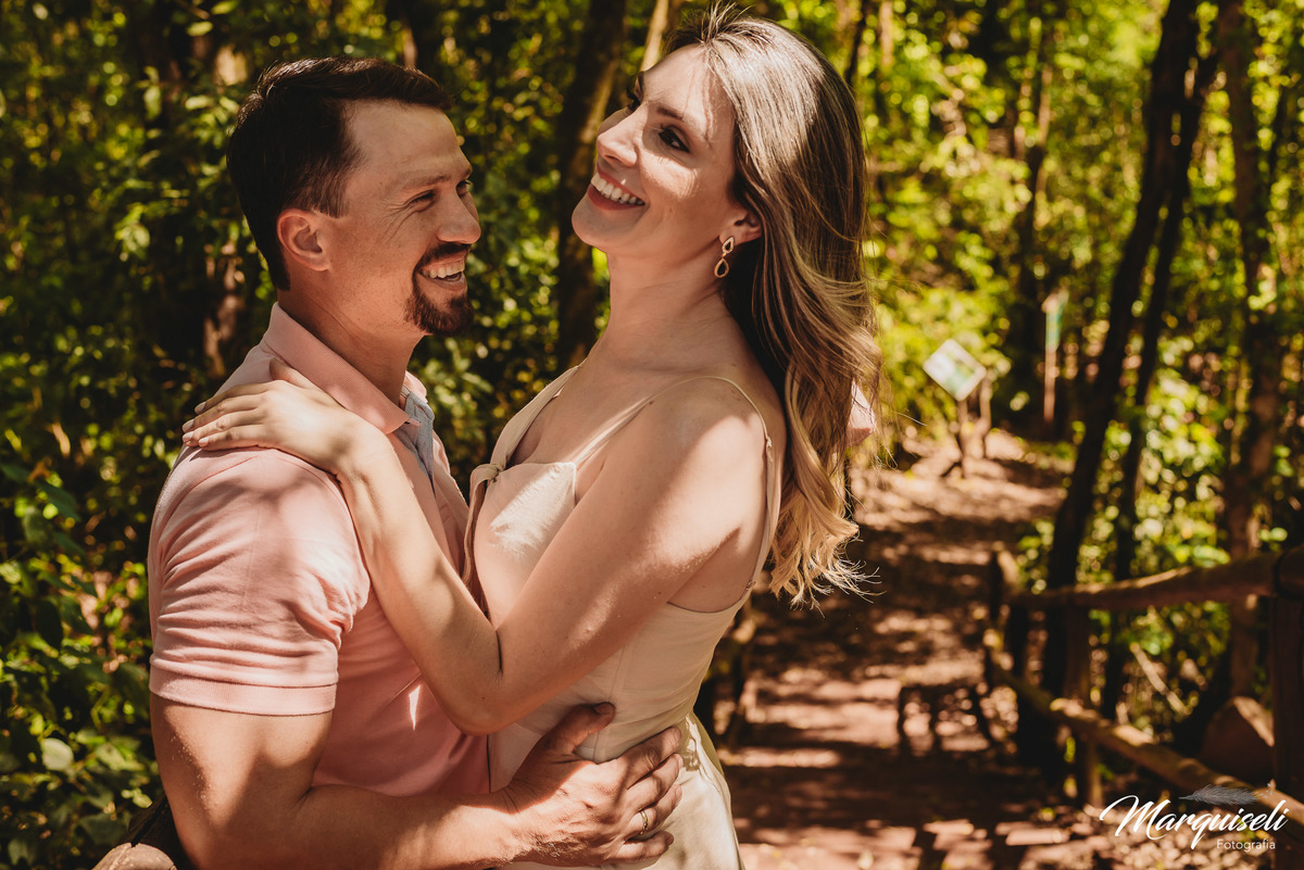 #londrina #londrinafotografo #fotografoemlondrina #fotografaemlondrina #fotografolondrina #casandoemlondrina #londrinacasamentos #eventoslondrina #noivalondrina #casamentosnacidadelondrina #presidenteprudente