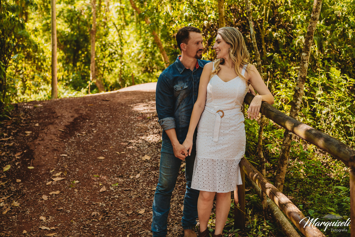 #londrina #londrinafotografo #fotografoemlondrina #fotografaemlondrina #fotografolondrina #casandoemlondrina #londrinacasamentos #eventoslondrina #noivalondrina #casamentosnacidadelondrina #presidenteprudente