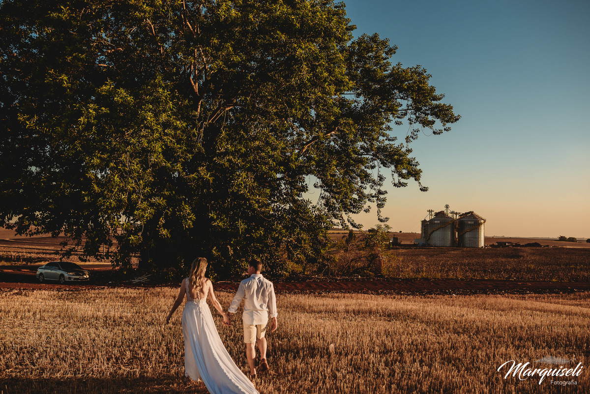 #londrina #londrinafotografo #fotografoemlondrina #fotografaemlondrina #fotografolondrina #casandoemlondrina #londrinacasamentos #eventoslondrina #noivalondrina #casamentosnacidadelondrina #presidenteprudente