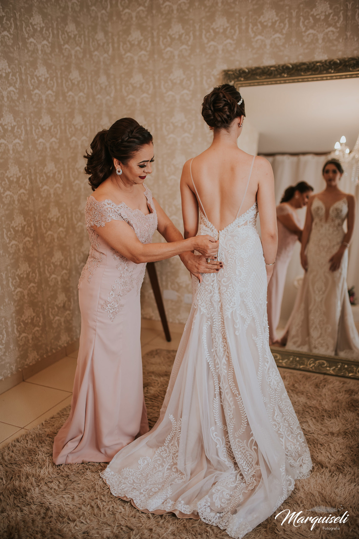 #londrina #londrinafotografo #fotografoemlondrina #fotografaemlondrina #fotografolondrina #casandoemlondrina #londrinacasamentos #eventoslondrina #noivalondrina #casamentosnacidadelondrina #presidenteprudente #casamentospresidenteprudente
#noivaspresident