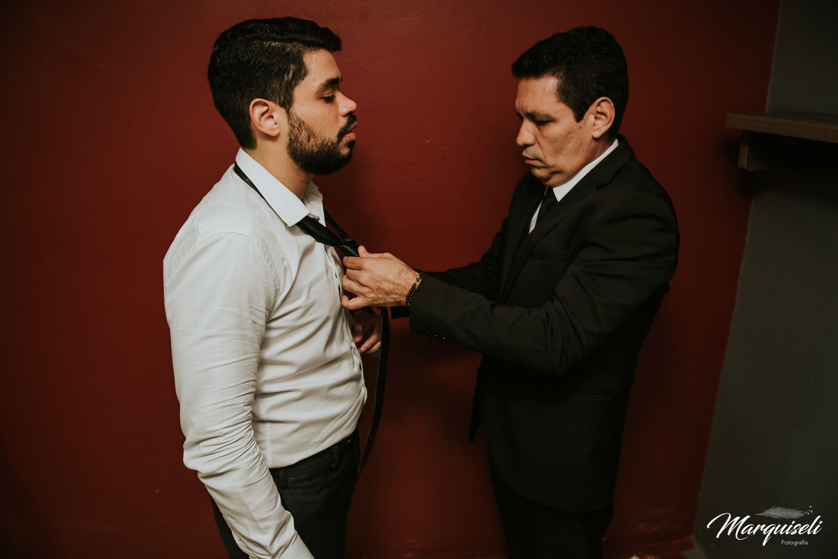 #londrina #londrinafotografo #fotografoemlondrina #fotografaemlondrina #fotografolondrina #casandoemlondrina #londrinacasamentos #eventoslondrina #noivalondrina #casamentosnacidadelondrina #presidenteprudente #casamentospresidenteprudente
#noivaspresident