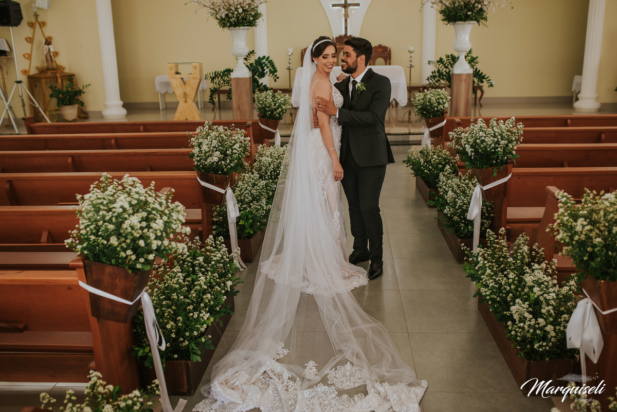 #londrina #londrinafotografo #fotografoemlondrina #fotografaemlondrina #fotografolondrina #casandoemlondrina #londrinacasamentos #eventoslondrina #noivalondrina #casamentosnacidadelondrina #presidenteprudente #casamentospresidenteprudente
#noivaspresident