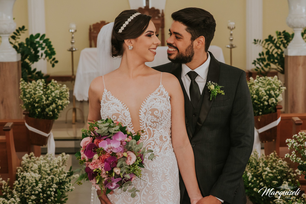 #londrina #londrinafotografo #fotografoemlondrina #fotografaemlondrina #fotografolondrina #casandoemlondrina #londrinacasamentos #eventoslondrina #noivalondrina #casamentosnacidadelondrina #presidenteprudente #casamentospresidenteprudente
#noivaspresident