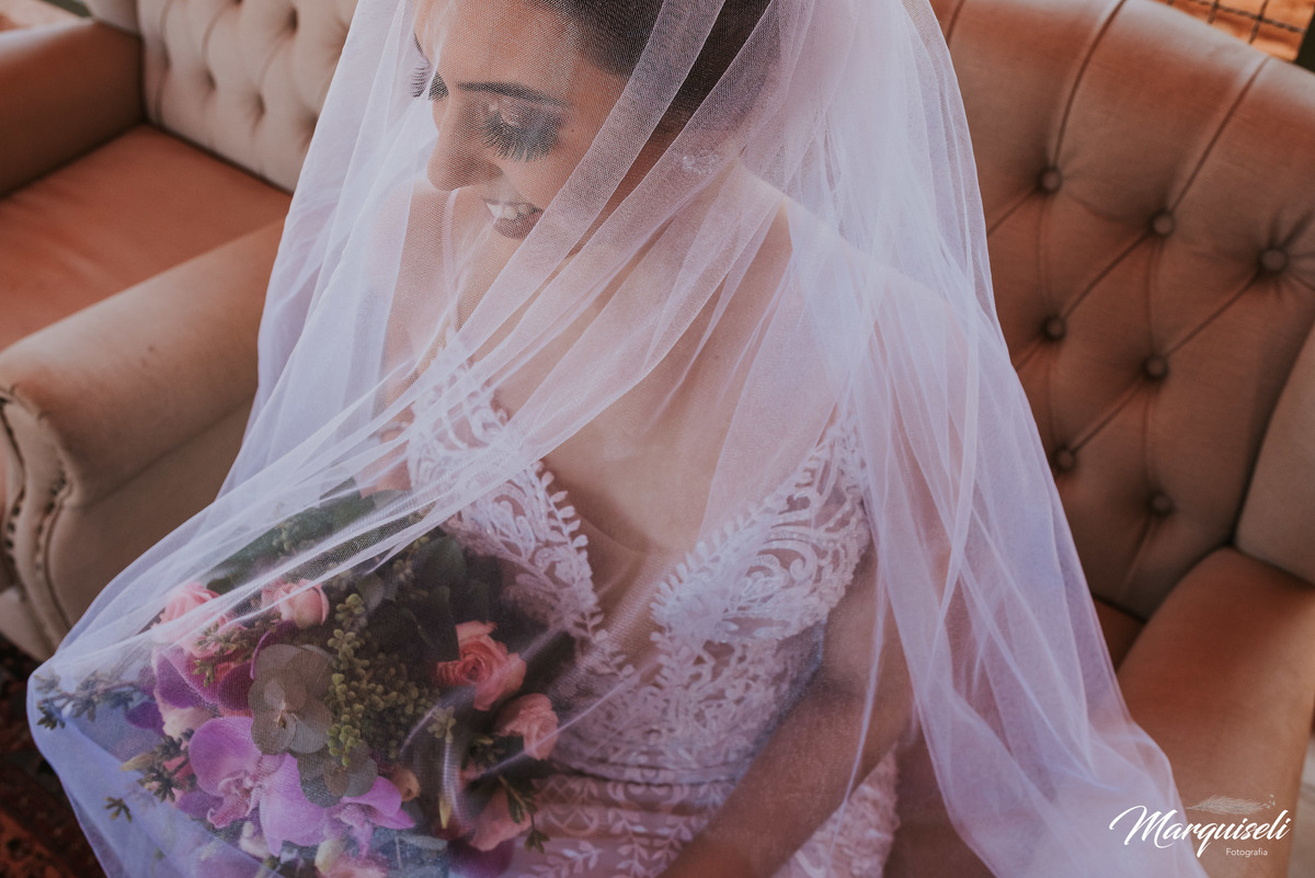 #londrina #londrinafotografo #fotografoemlondrina #fotografaemlondrina #fotografolondrina #casandoemlondrina #londrinacasamentos #eventoslondrina #noivalondrina #casamentosnacidadelondrina #presidenteprudente #casamentospresidenteprudente
#noivaspresident