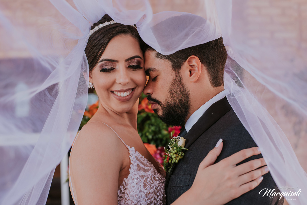 #londrina #londrinafotografo #fotografoemlondrina #fotografaemlondrina #fotografolondrina #casandoemlondrina #londrinacasamentos #eventoslondrina #noivalondrina #casamentosnacidadelondrina #presidenteprudente #casamentospresidenteprudente
#noivaspresident