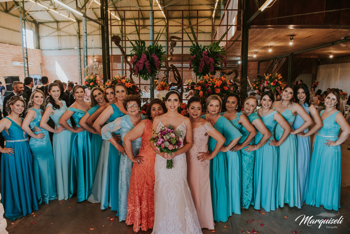 #londrina #londrinafotografo #fotografoemlondrina #fotografaemlondrina #fotografolondrina #casandoemlondrina #londrinacasamentos #eventoslondrina #noivalondrina #casamentosnacidadelondrina #presidenteprudente #casamentospresidenteprudente
#noivaspresident