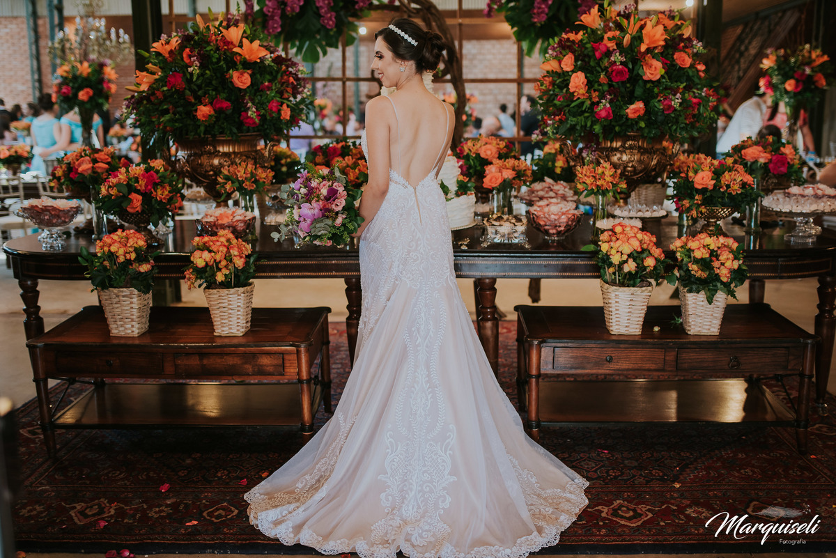 #londrina #londrinafotografo #fotografoemlondrina #fotografaemlondrina #fotografolondrina #casandoemlondrina #londrinacasamentos #eventoslondrina #noivalondrina #casamentosnacidadelondrina #presidenteprudente #casamentospresidenteprudente
#noivaspresident