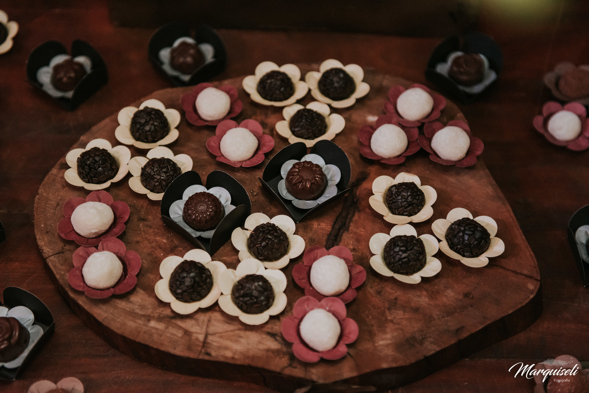 #londrina #londrinafotografo #fotografoemlondrina #fotografaemlondrina#fotografolondrina #casandoemlondrina #londrinacasamentos #eventoslondrina #noivalondrina #casamentosnacidadelondrina #presidenteprudente