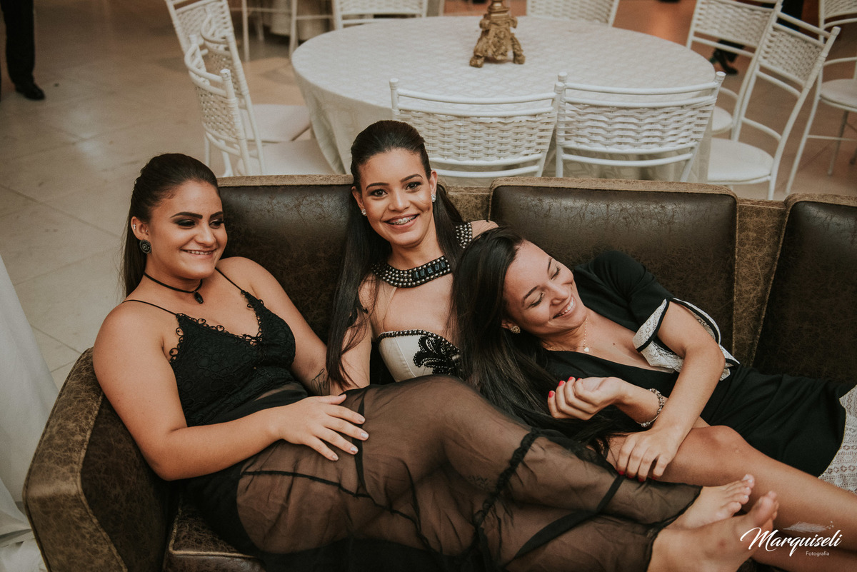 #londrina #londrinafotografo #fotografoemlondrina #fotografaemlondrina #fotografolondrina #casandoemlondrina #londrinacasamentos #eventoslondrina #noivalondrina #casamentosnacidadelondrina