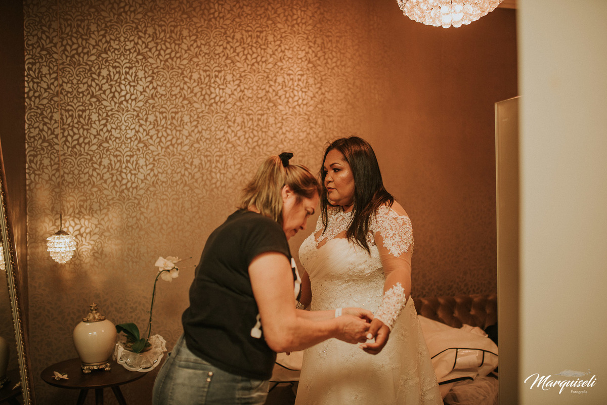 #londrina #londrinafotografo #fotografoemlondrina #fotografaemlondrina #fotografolondrina #casandoemlondrina #londrinacasamentos #eventoslondrina #noivalondrina #casamentosnacidadelondrina