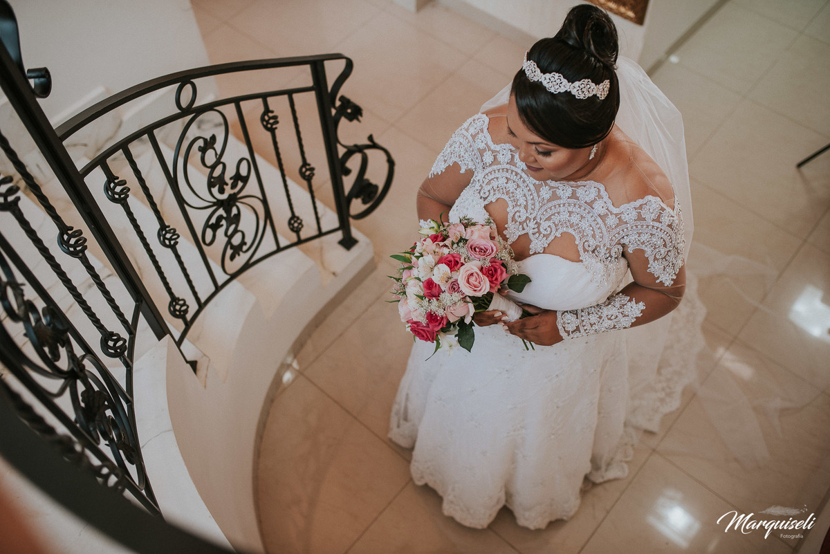#londrina #londrinafotografo #fotografoemlondrina #fotografaemlondrina #fotografolondrina #casandoemlondrina #londrinacasamentos #eventoslondrina #noivalondrina #casamentosnacidadelondrina